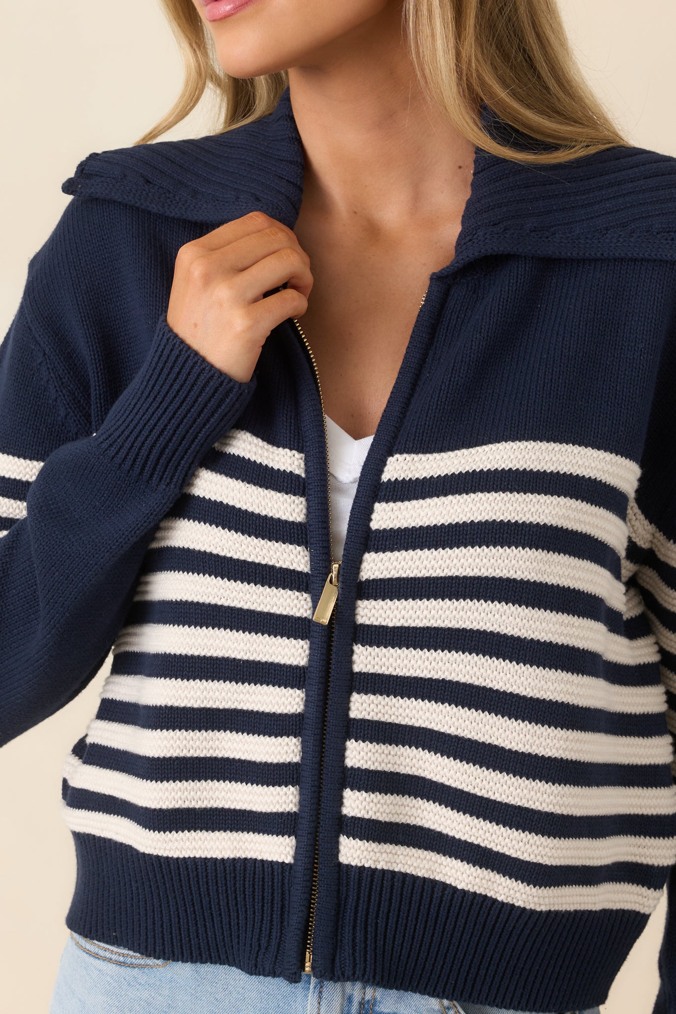 CONPE10 RETRO ND STRIPE × LUCKY SWALLOW Red Dress | Z Supply Kovac Navy & Ivory Stripe Cotton Sweater Jacket