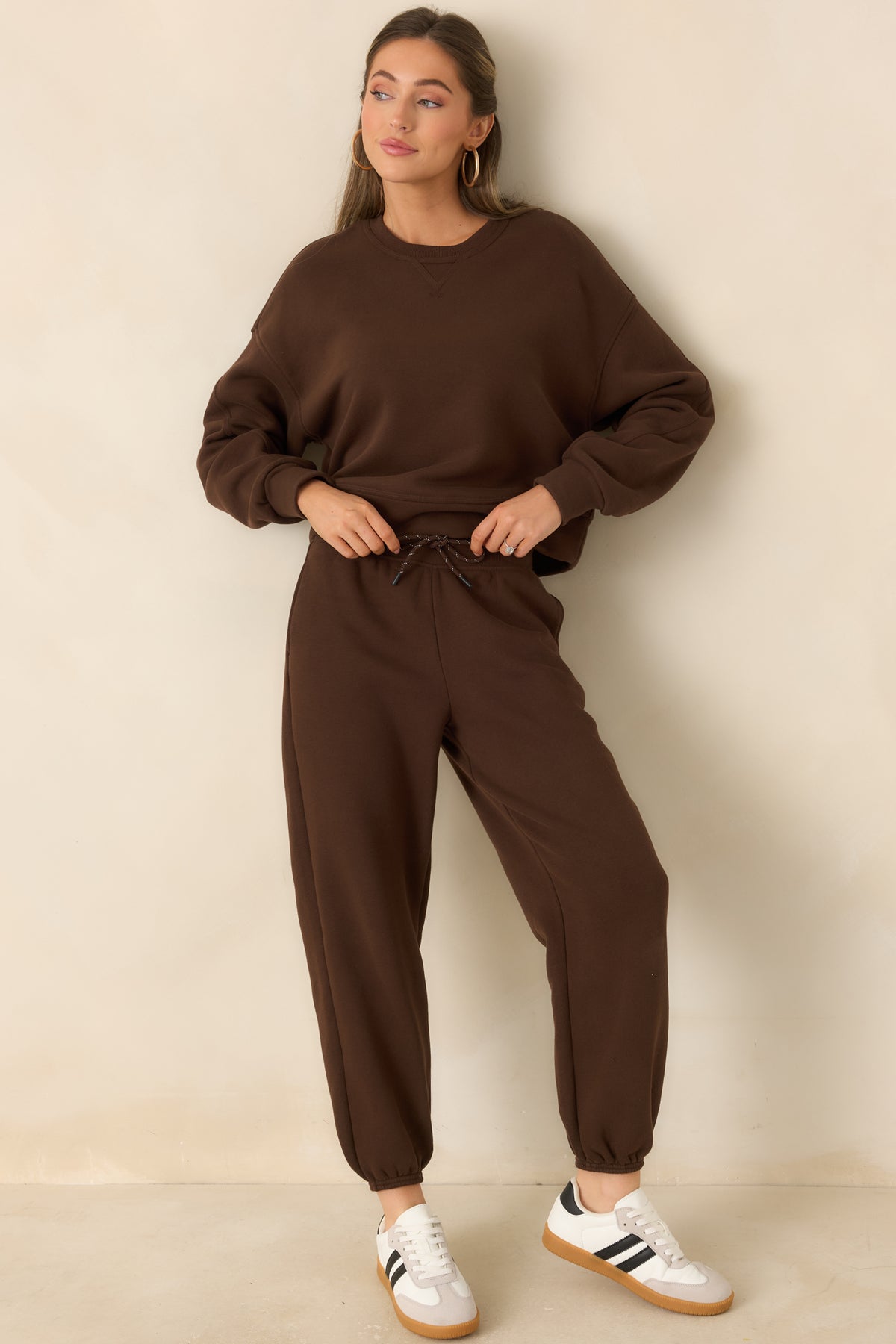Cotton-blend sweatshirt with dropped shoulders and an easy fit through the body.