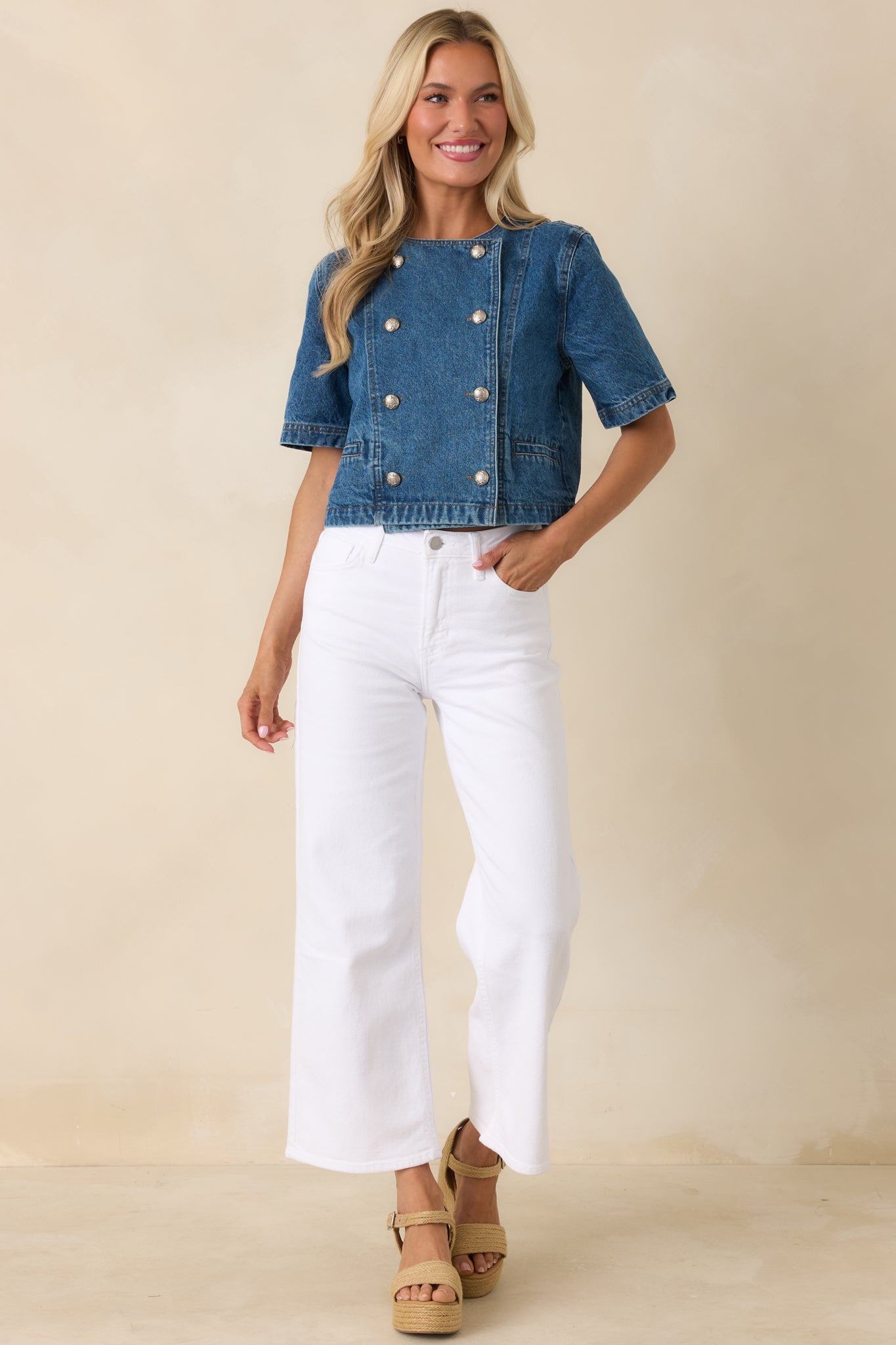 Cropped wide leg white jeans with a flattering high-rise and clean, modern silhouette for versatile everyday styling