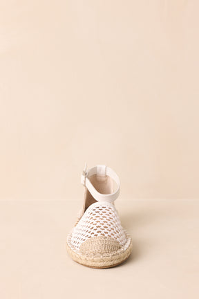 FLAT ESPADRILLE IN WHITE CALFSKIN 2 CM WITH STUDS