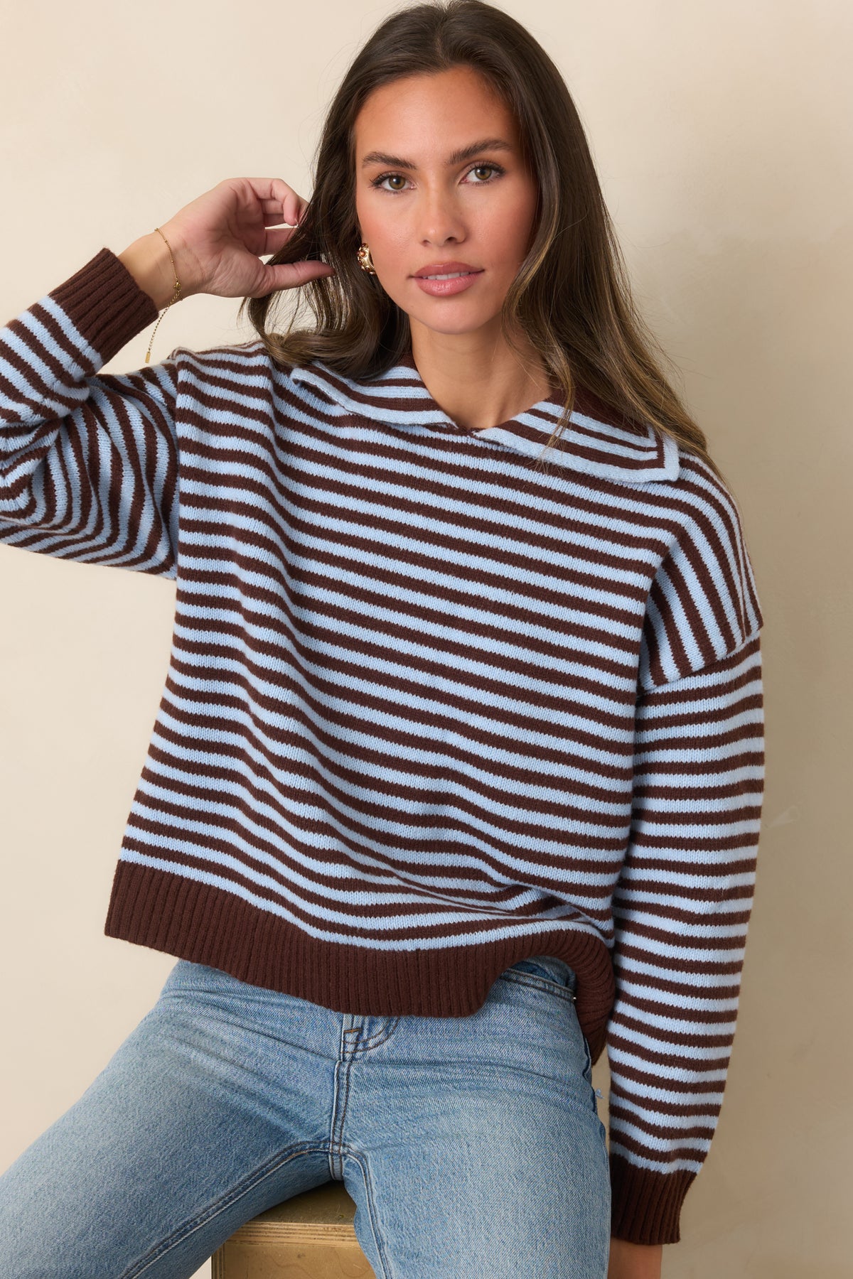 Horizontal striped top finished with chocolate brown ribbed edging throughout.
