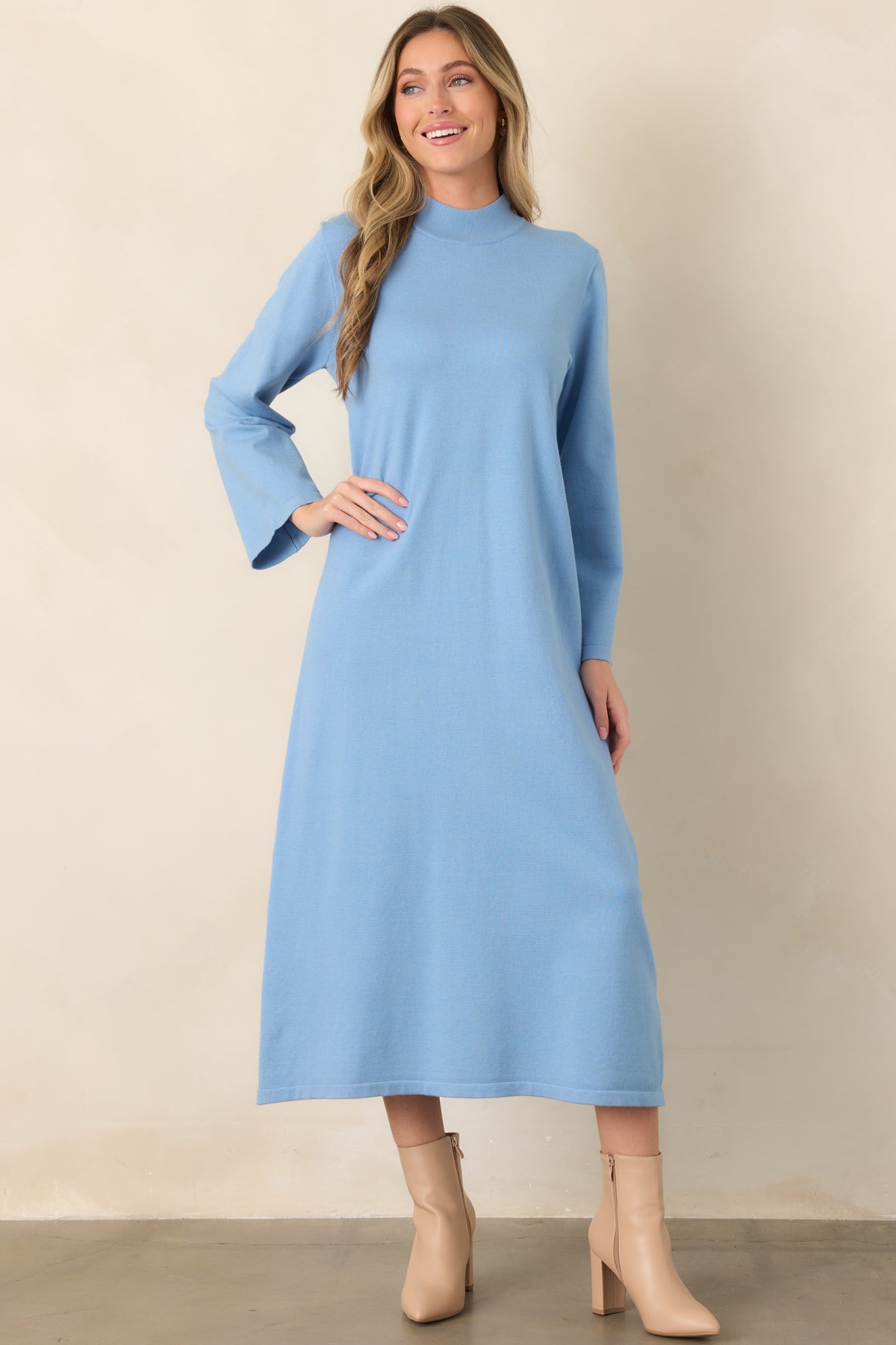 light blue long sleeve dress Women's Simply Put Together Sky Relaxed Knit Shift Midi | Size: S %0D%0ATo%20maintain%20the%20beauty%20of%20your%20garment%2C%20please%20follow%20the%20care%20instructions%20on%20the%20attached%20label Size:18578 tag::seasonal Mac Duggal Women's Beaded