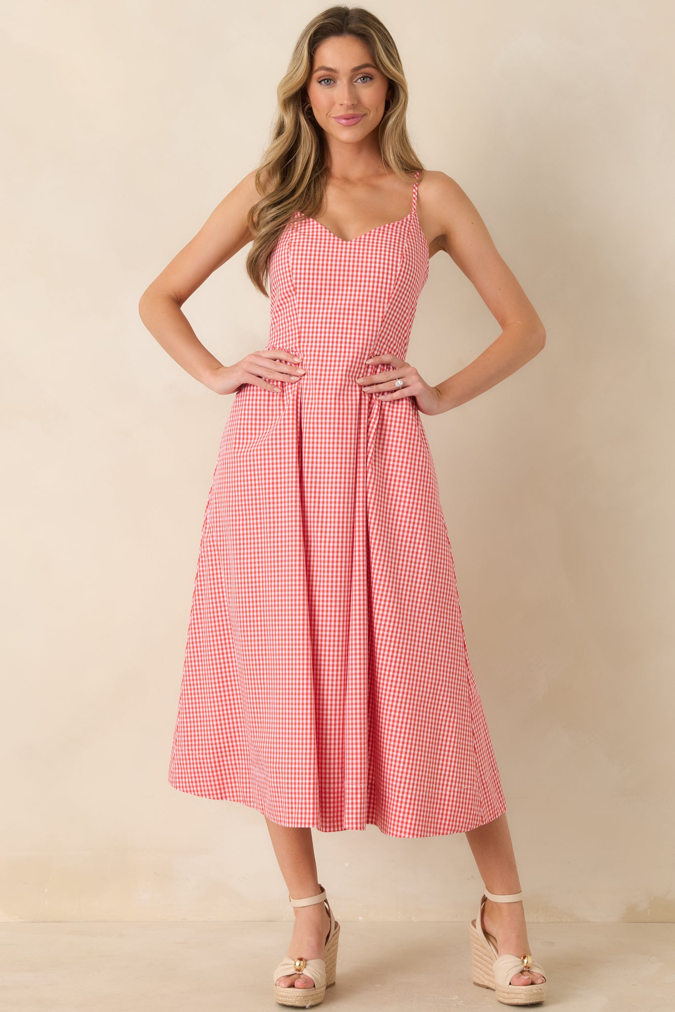 Women's Weekend on the Coast Poppy Red Gingham Sleeveless Midi Dress | Size: S