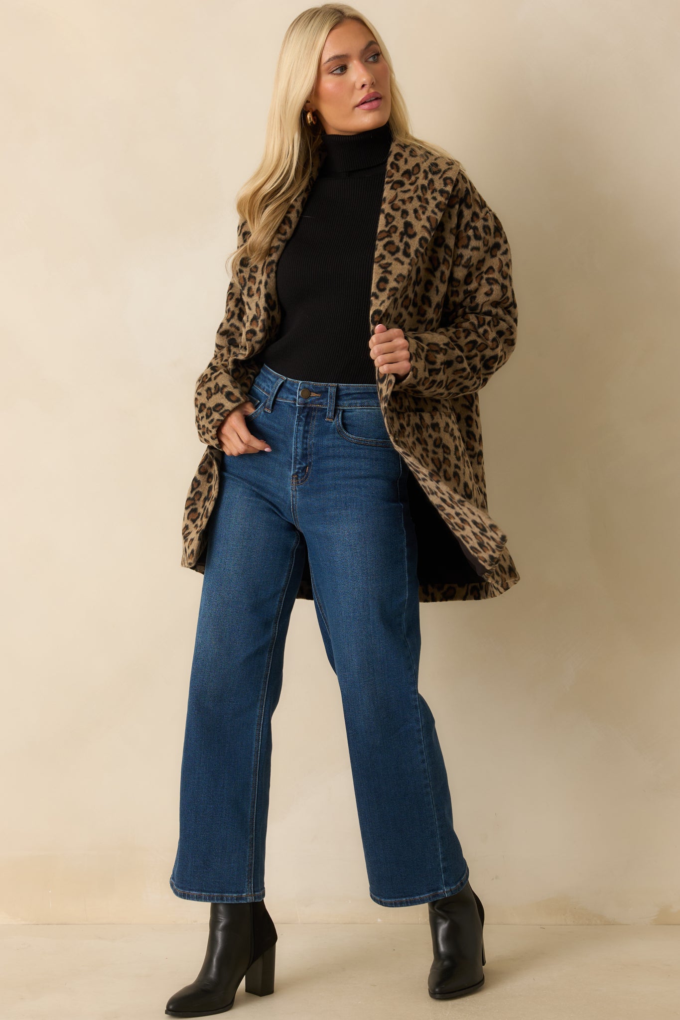 Z Supply Tan Lennon Leopard Coat | Red Dress
