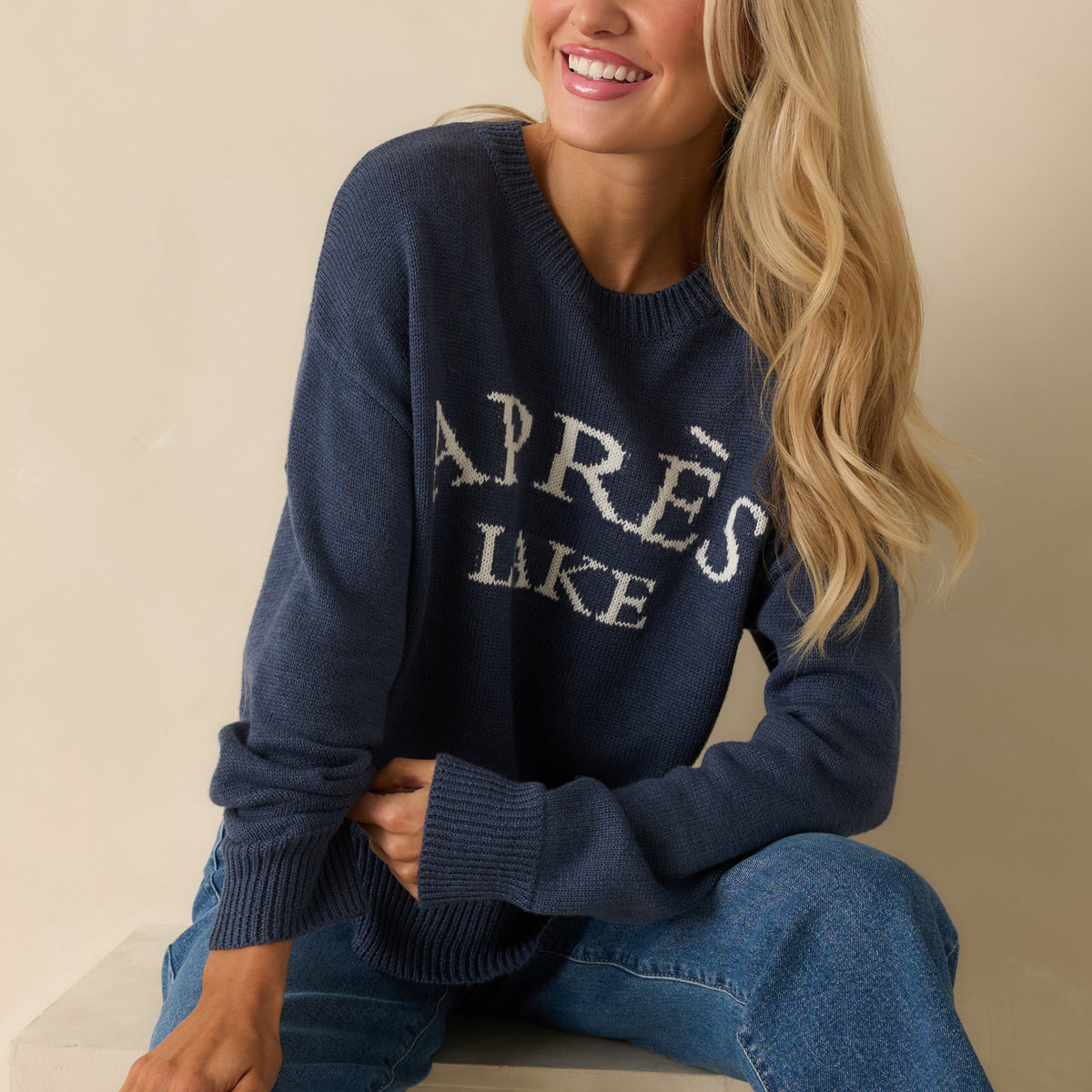 Navy-Knit-Pullover-Sweater-