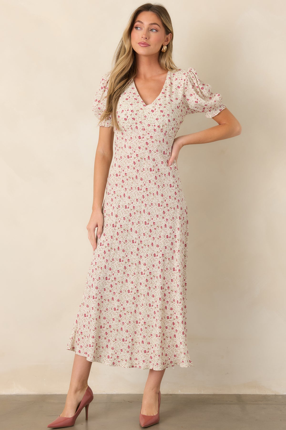 dusty rose midi dress with sleeves Women's Where We Belong Pink Floral Short Sleeve Maxi | Color: Light Pink | Size: L Origin:Australia Perfect for weddings and LULU WEDDING DRESS – Style:Dress (Extra Long Ver)