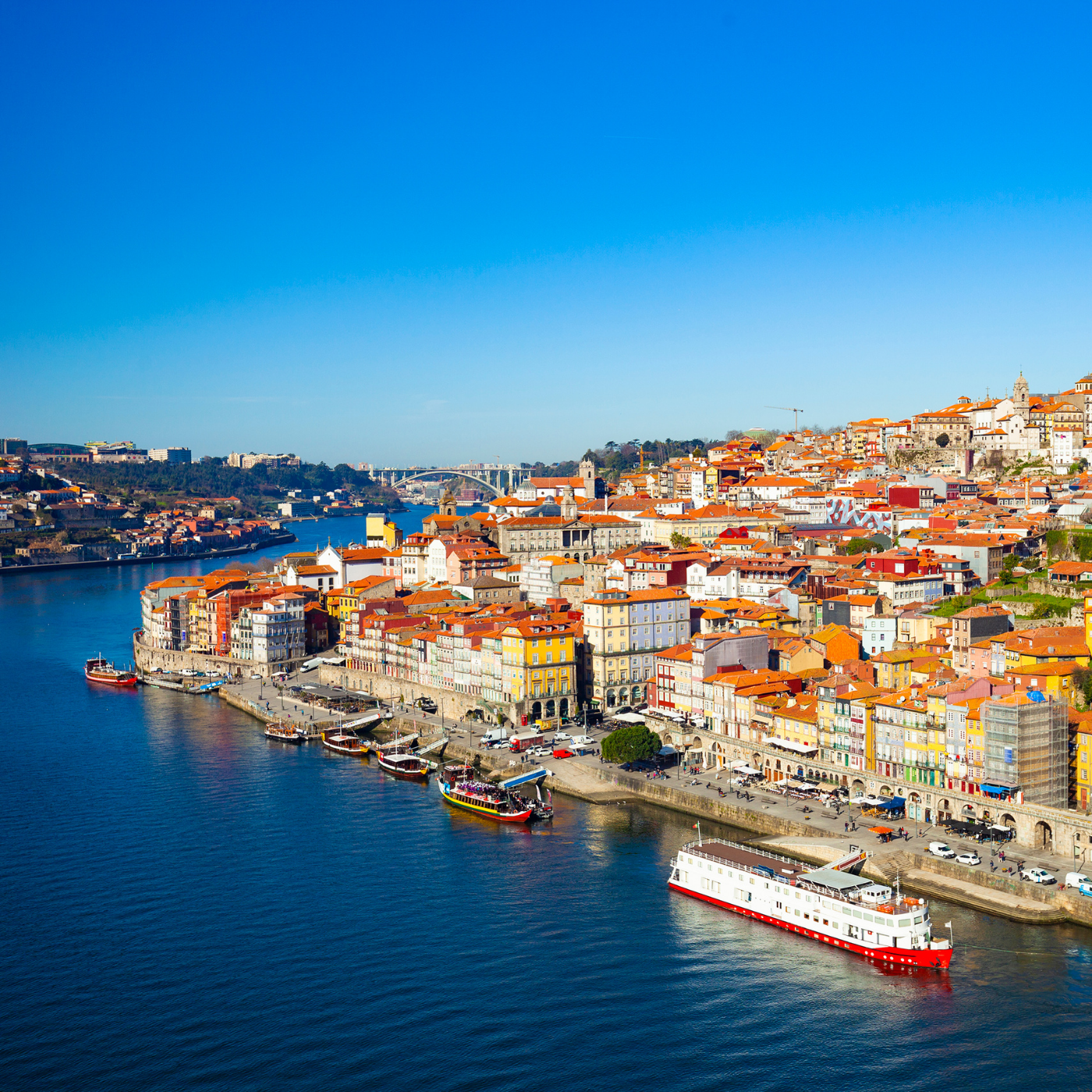 Scenic view of the river in Porto, Portugal. 