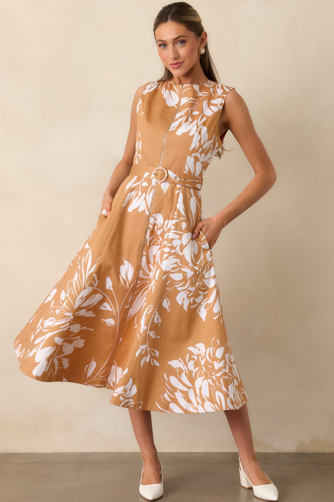 Midi dress with gold zipper, optional belt, and relaxed, dual-tone-inspired design.