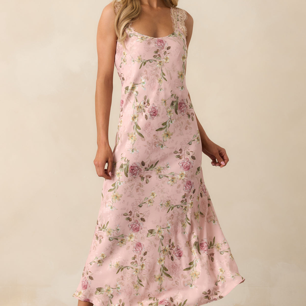 Rose-Pink-Dress-Highlighting-
