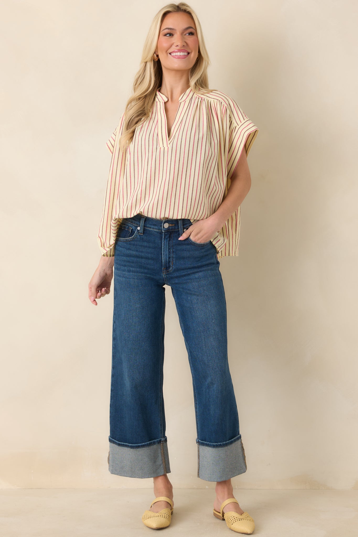 Short-sleeve top with soft structure and easy, flowing silhouette.