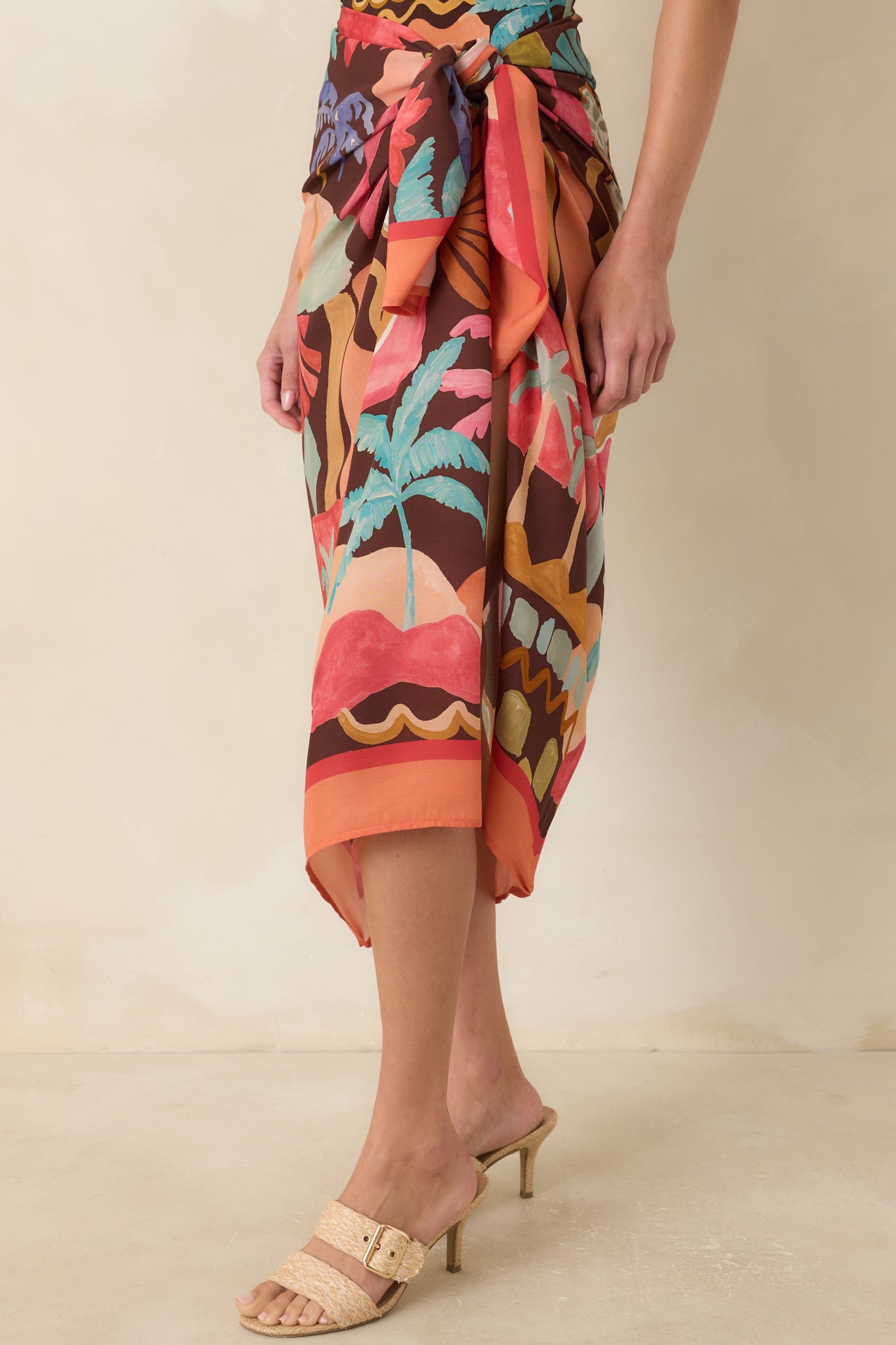 Detailed view of the vintage-inspired coastal print and lightweight woven fabric texture.