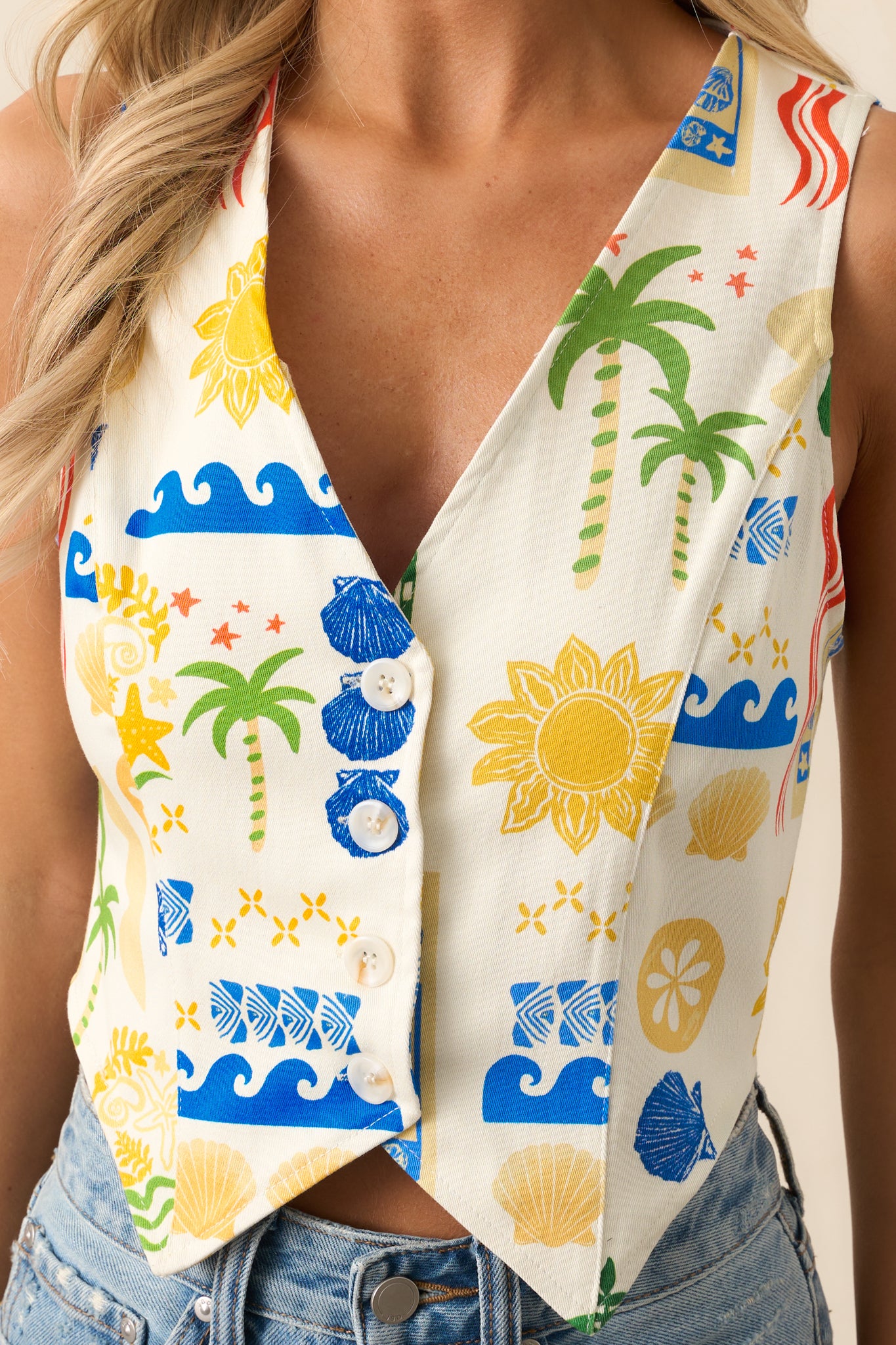 A zoomed-in view of the tropical print, showing off the intricate details and smooth finish of the fabric.