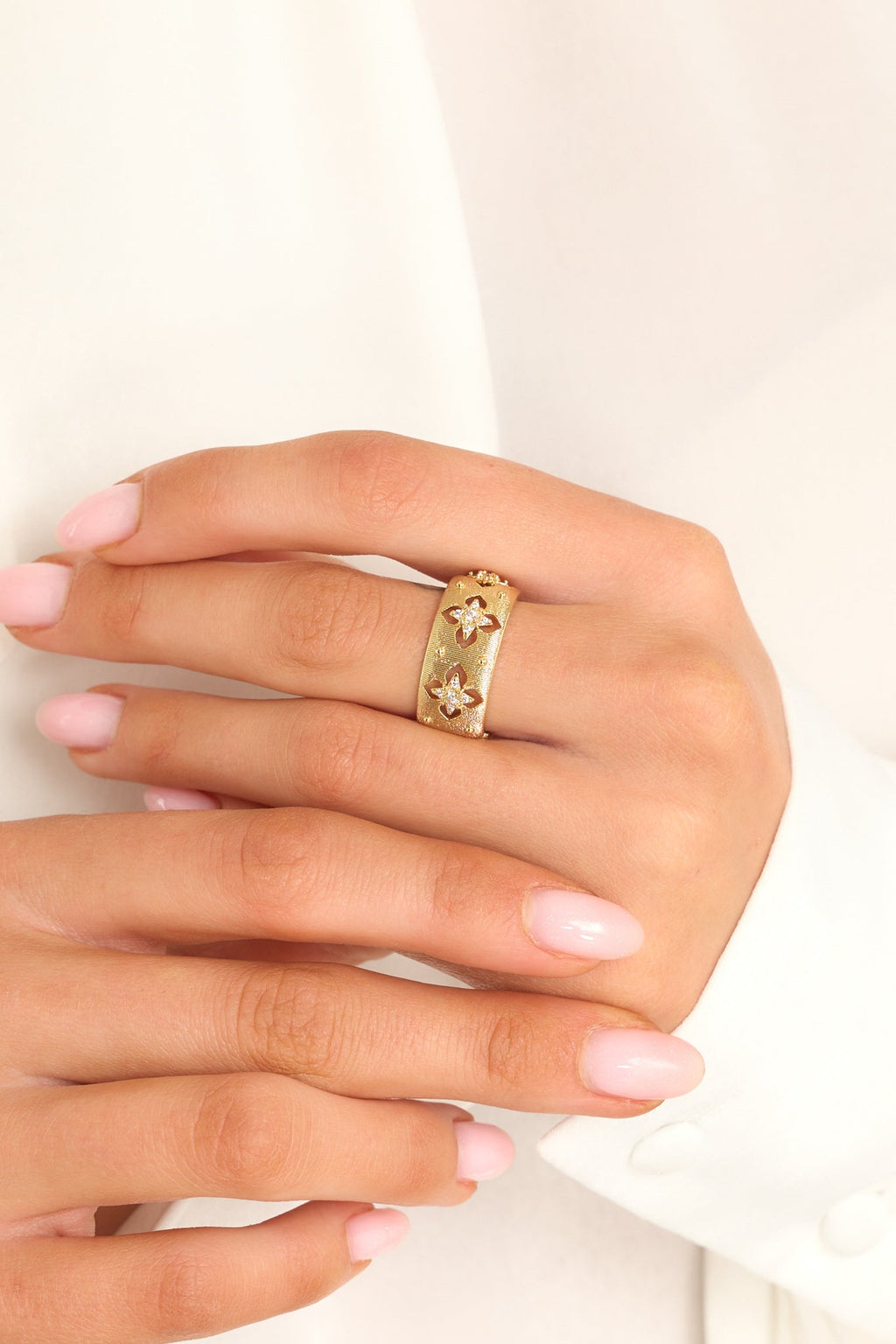 Pretty Gold Thick Band Ring - All Jewelry