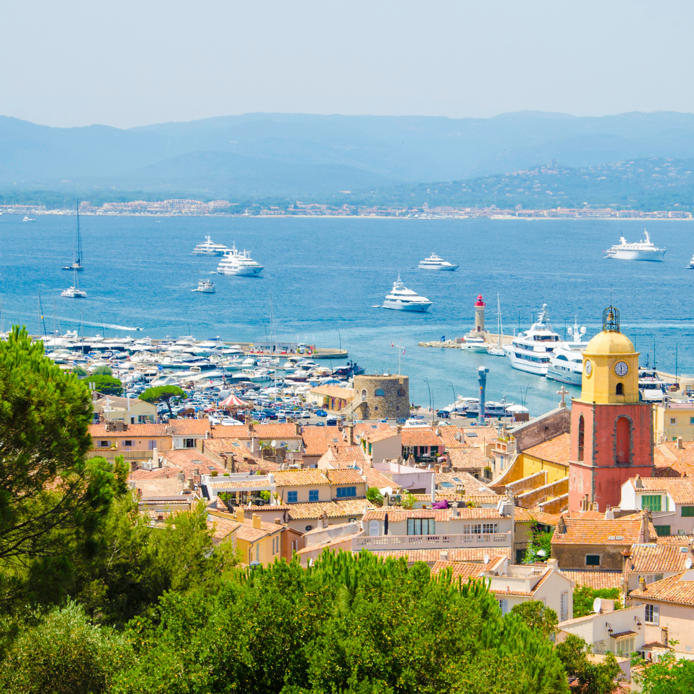 Coastal image of Saint Tropez