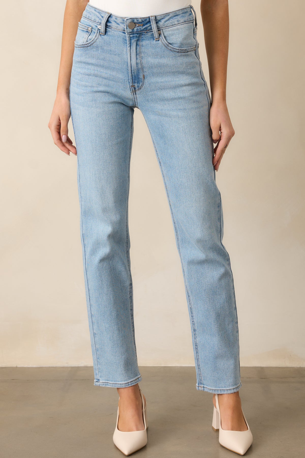Light Wash Straight Fit Jeans
