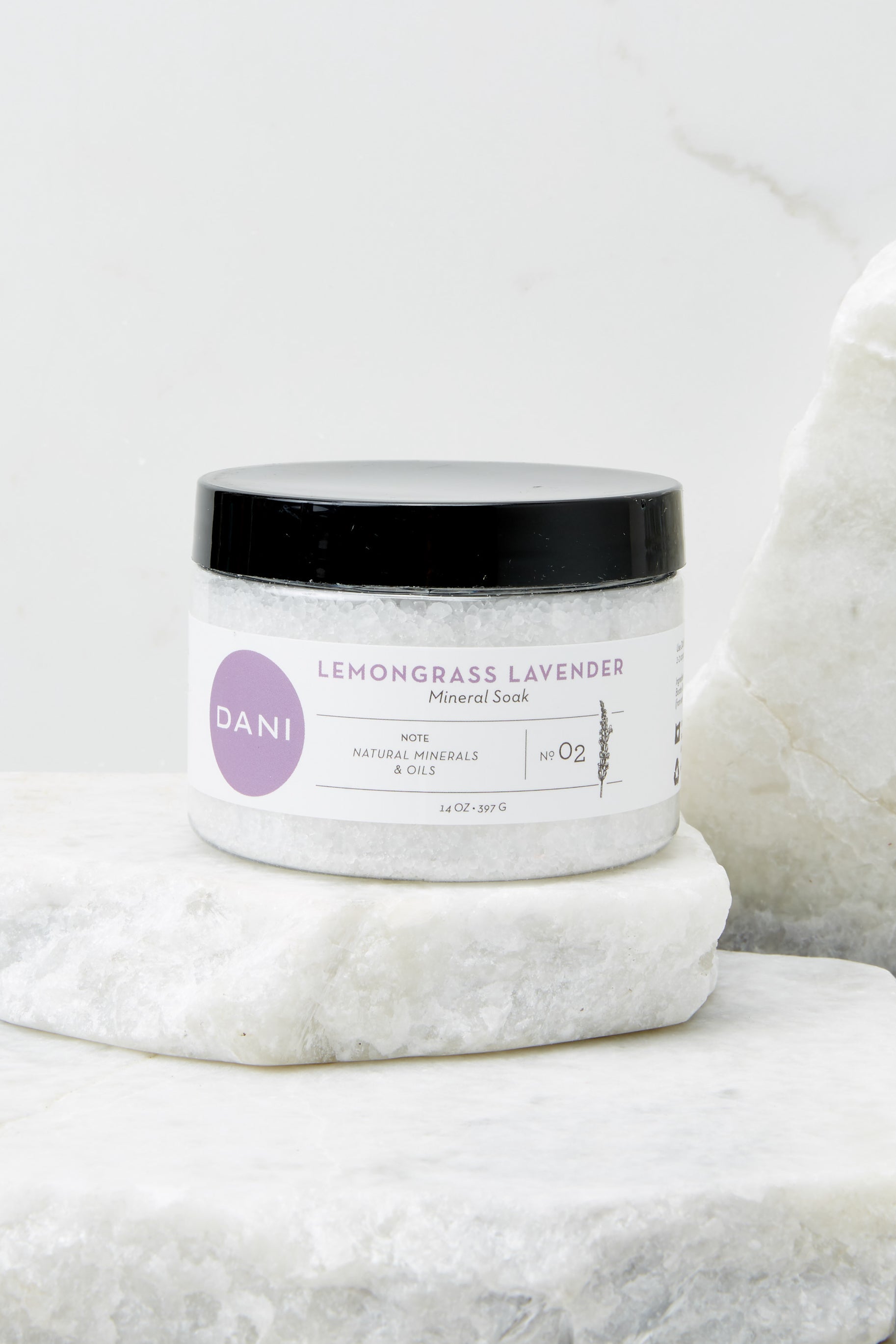 3 Lemongrass Lavender Essential Oil Mineral Bath Soak at reddress.com
