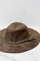 4 Top Of Things Olive Hat at reddress.com