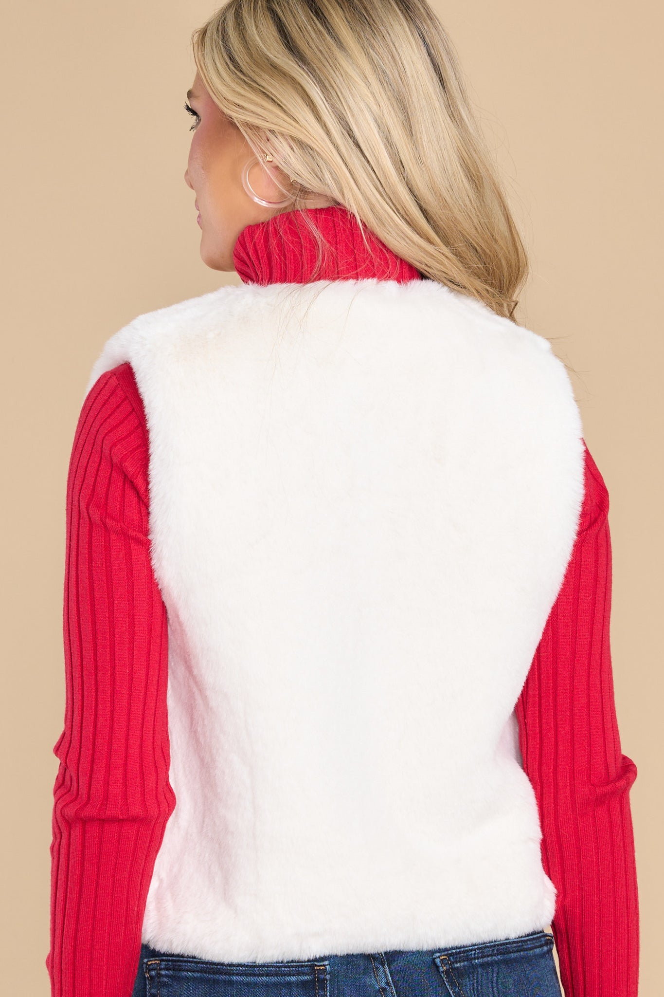 8 Cuddly Keepsake Off White Vest at reddress.com