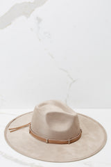 1 El Dorado Taupe Hat at reddress.com