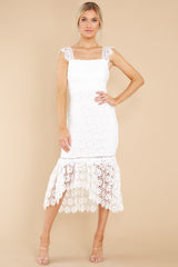 4 Vintage Beauty White Lace Midi Dress at reddress.com