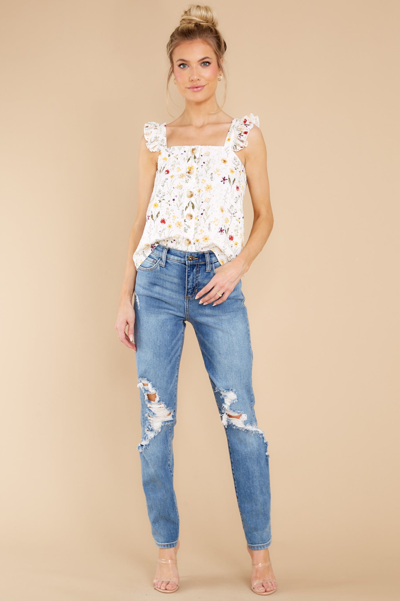 1 Spread Joy White Embroidered Floral Top at reddress.com