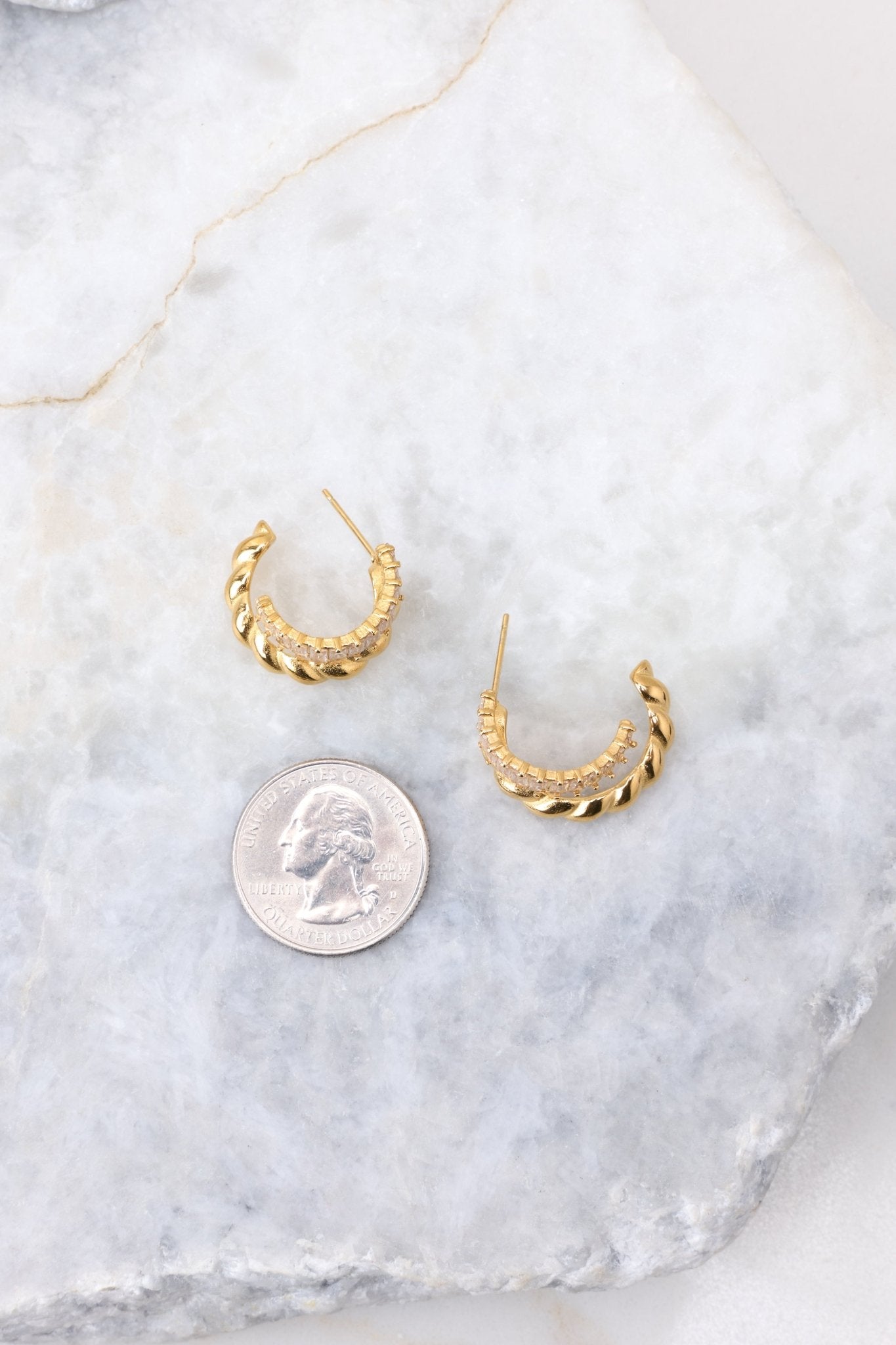 1.75 mm x 19.5 mm Gold Hoops – Velvet Box Jewels