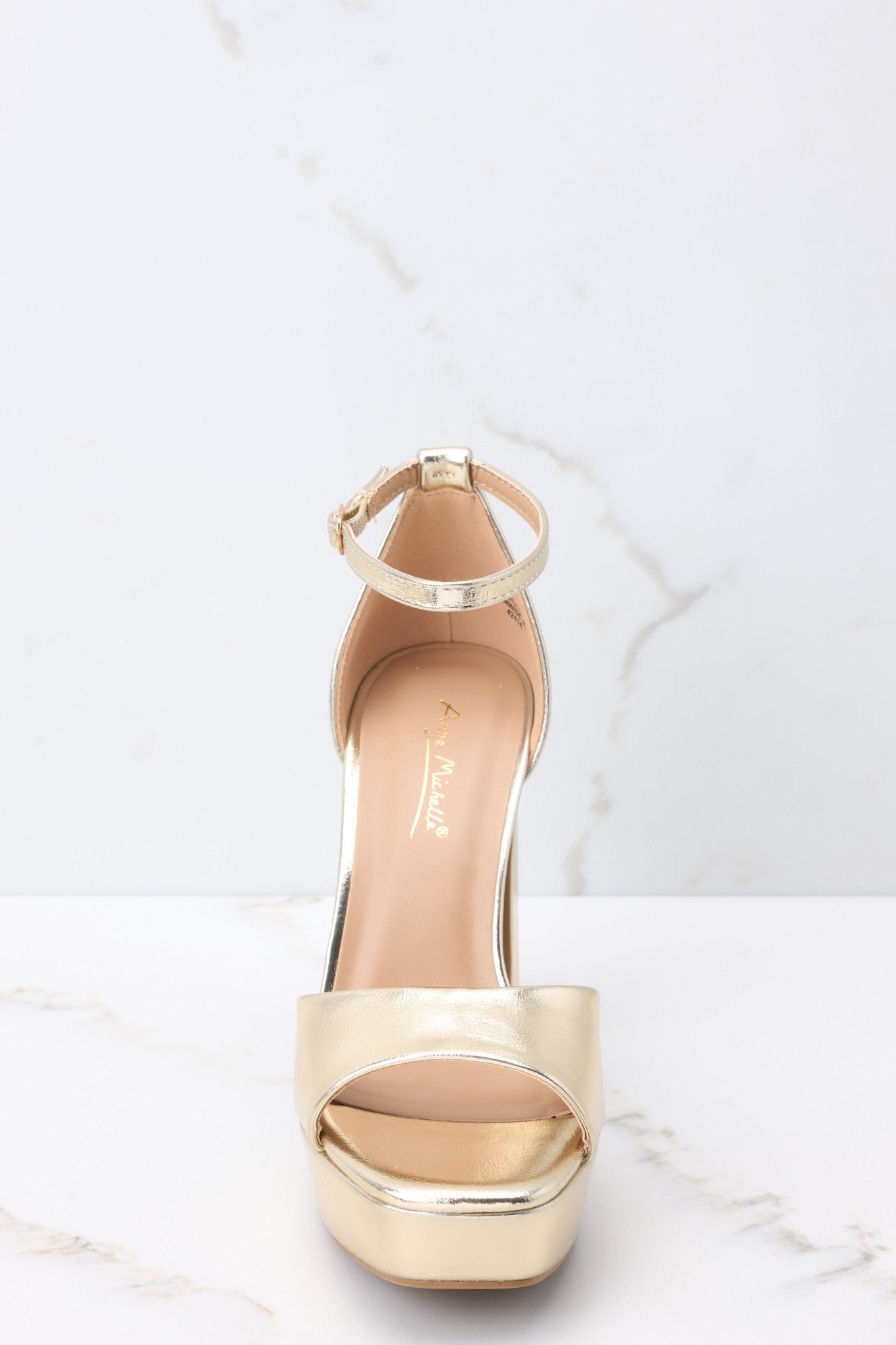 These champagne gold high heels are the perfect statement shoe for any  occasion. #nalebe #Stellaplatforms #champagneGold #highheels | Instagram